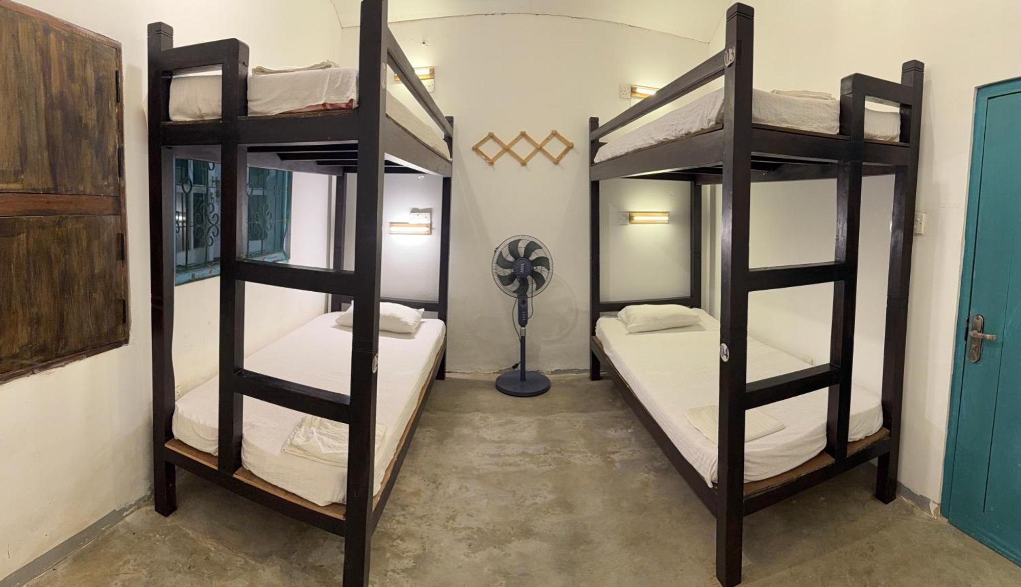 Bunk 15 Hiriketiya Hostel Dikwella Luaran gambar