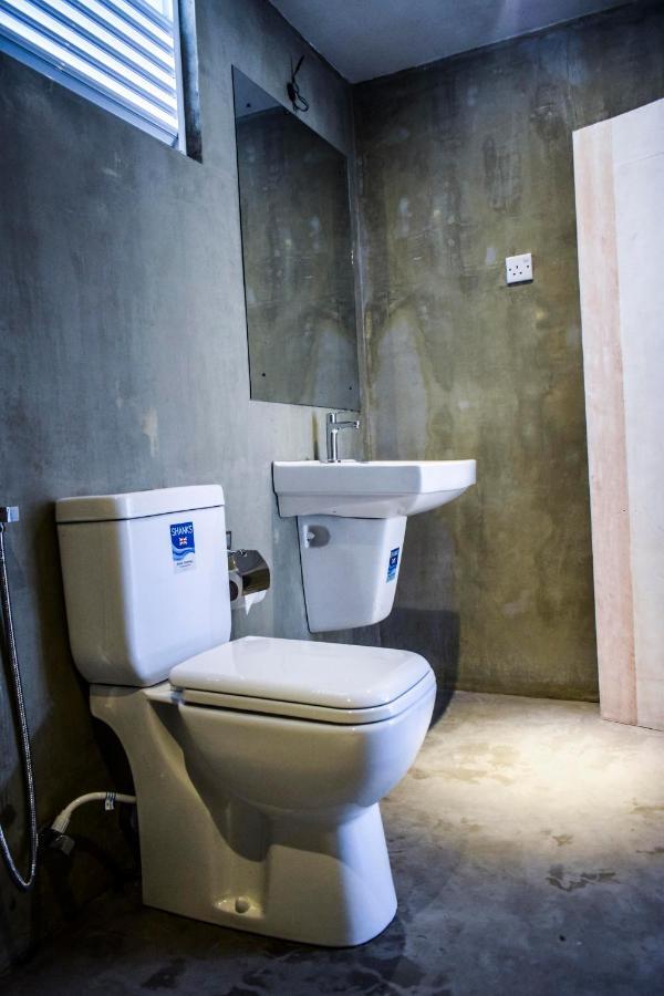 Bunk 15 Hiriketiya Hostel Dikwella Luaran gambar