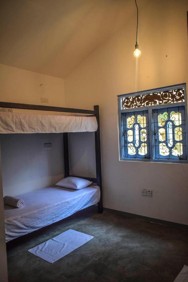 Bunk 15 Hiriketiya Hostel Dikwella Luaran gambar