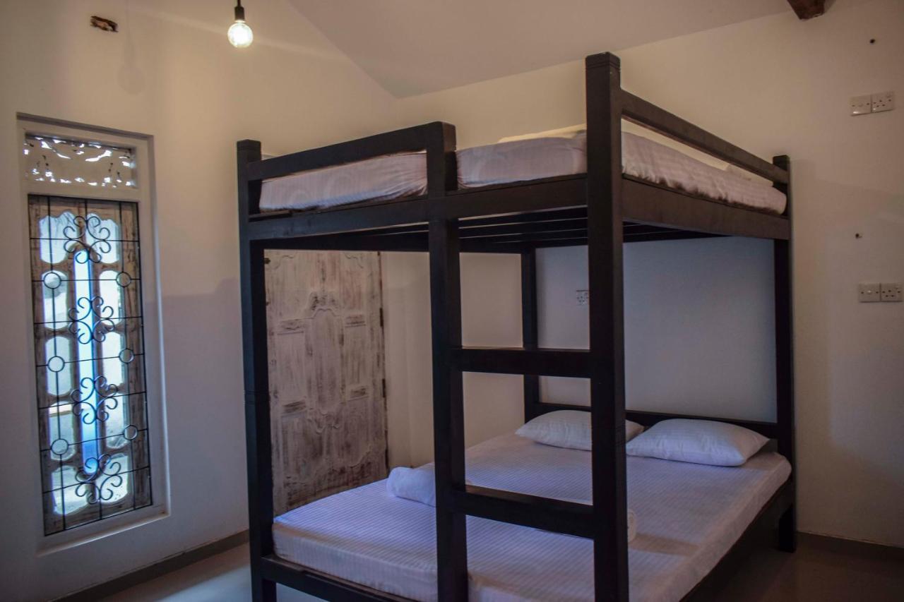 Bunk 15 Hiriketiya Hostel Dikwella Luaran gambar
